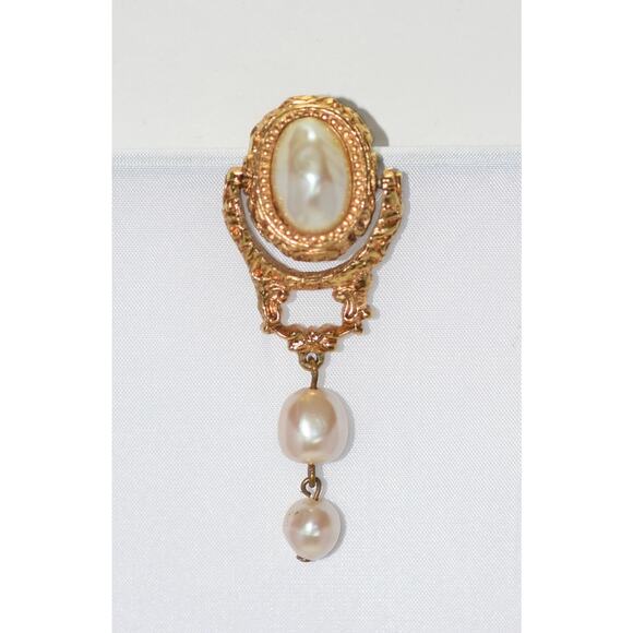 Vintage Richelieu Baroque Faux Pearl Victorian Brooch Pin Signed - Picture 2 of 5